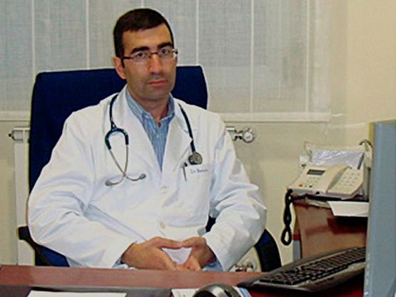 Dr. Alberto Bercedo Sanz Especialista en Pediatría y Adolescencia doctor